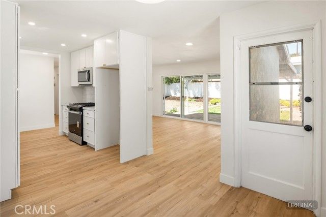 2040 Mark Avenue, Escondido, CA 92027