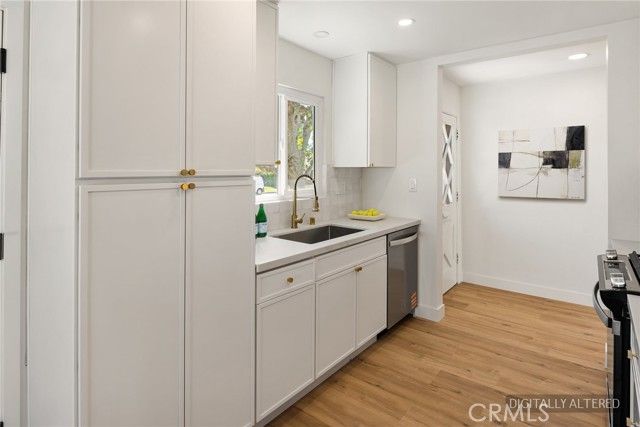 2040 Mark Avenue, Escondido, CA 92027