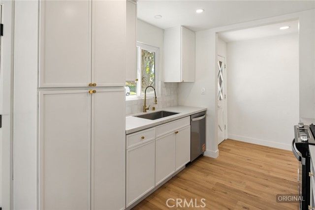 2040 Mark Avenue, Escondido, CA 92027