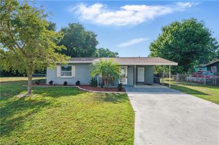 2123 W Gardenia CIR, North Fort Myers, FL 33917