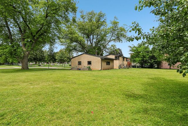 125 S Greeley Street, Palatine, IL 60067