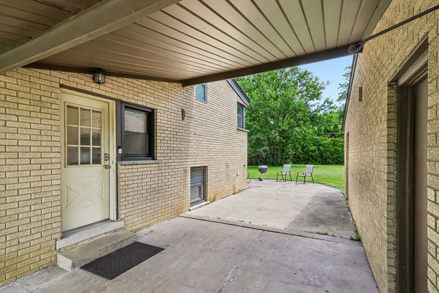 125 S Greeley Street, Palatine, IL 60067