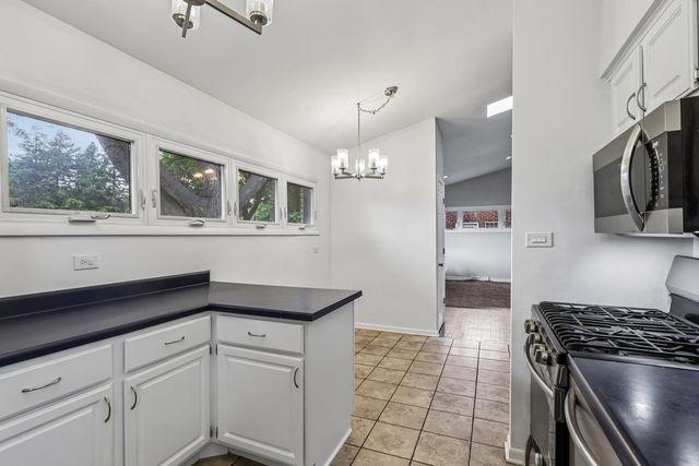 125 S Greeley Street, Palatine, IL 60067