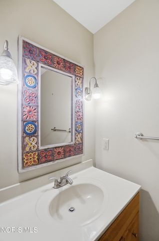 941 Melrose Street, Bowling Green, OH 43402