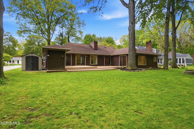 941 Melrose Street, Bowling Green, OH 43402
