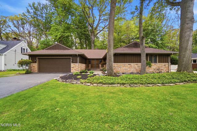 941 Melrose Street, Bowling Green, OH 43402