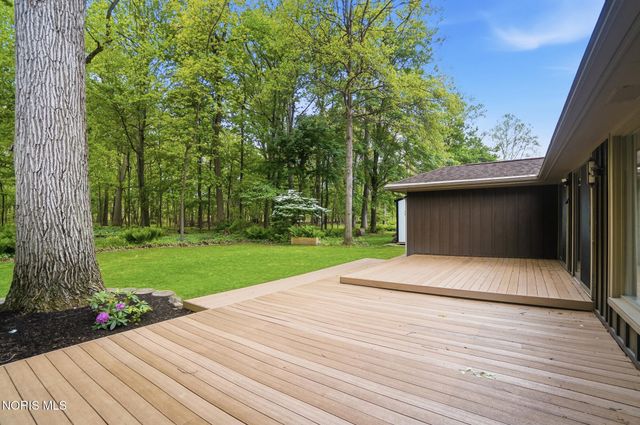 941 Melrose Street, Bowling Green, OH 43402