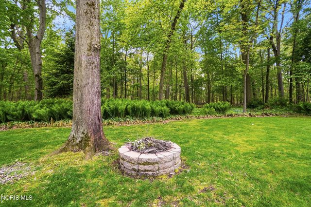 941 Melrose Street, Bowling Green, OH 43402