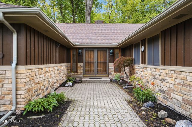 941 Melrose Street, Bowling Green, OH 43402