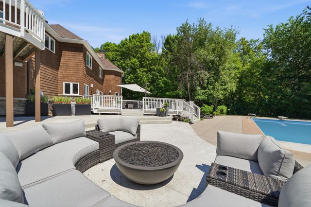 1525 6th Avenue N, Orono, MN 55356