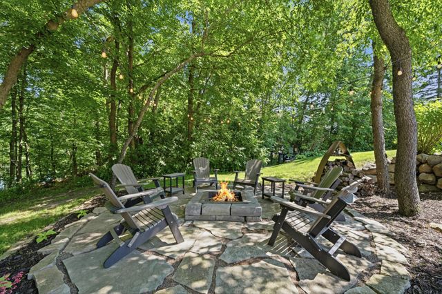 1525 6th Avenue N, Orono, MN 55356