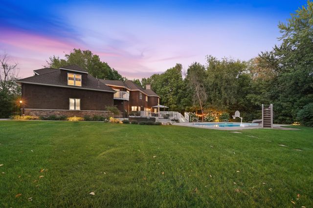 1525 6th Avenue N, Orono, MN 55356