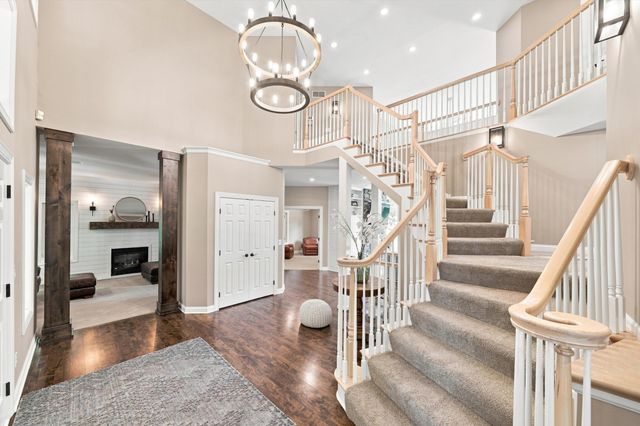 1525 6th Avenue N, Orono, MN 55356