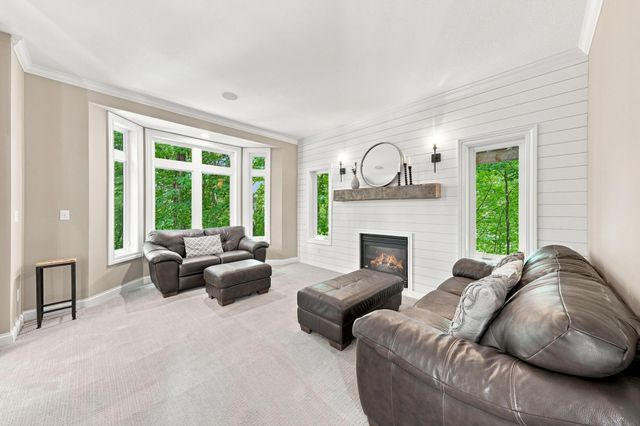 1525 6th Avenue N, Orono, MN 55356