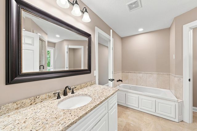 1525 6th Avenue N, Orono, MN 55356