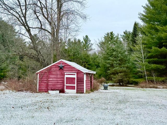 328 Salmon River Road, Plattsburgh, NY 12901