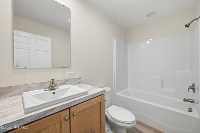 858 Wildwood Circle, Hampstead, NC 28443