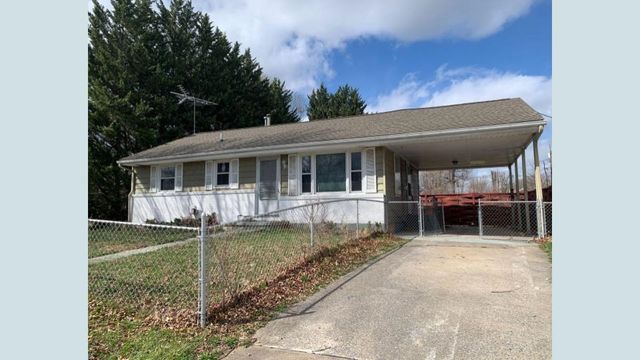 2401 BARE ST, Staunton, VA 24401