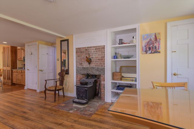 2435 Stage Road, Guilford, VT 05301