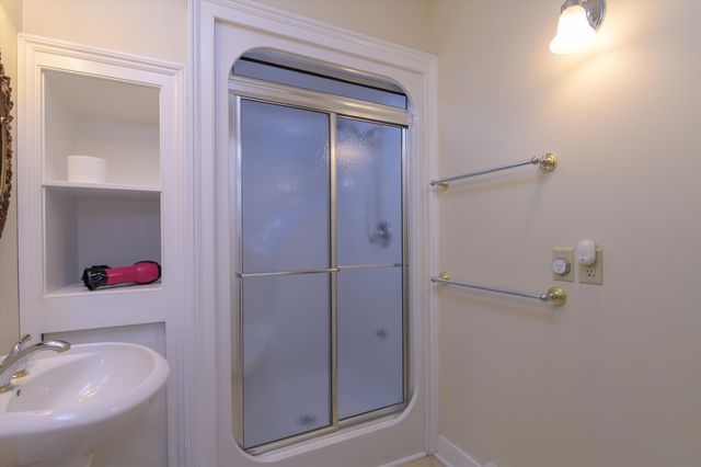 2435 Stage Road, Guilford, VT 05301