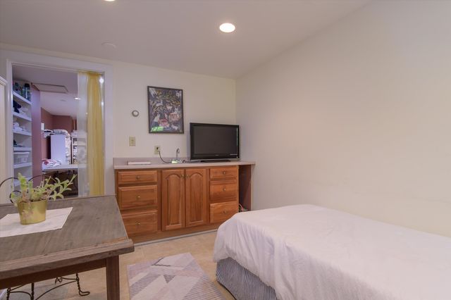 2435 Stage Road, Guilford, VT 05301