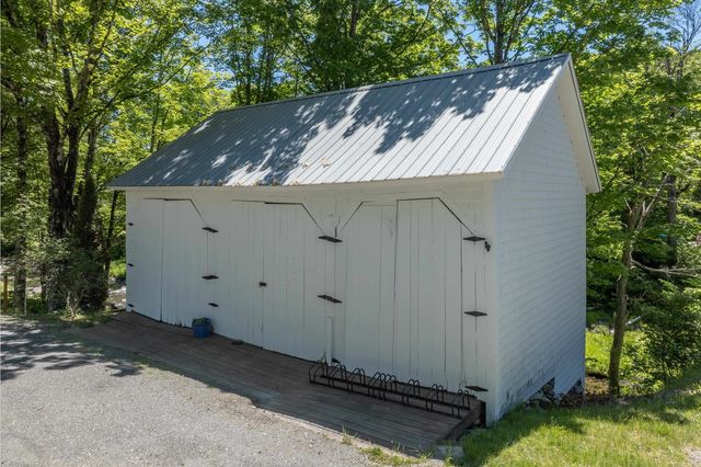 2435 Stage Road, Guilford, VT 05301