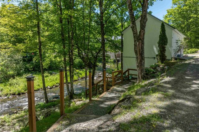 2435 Stage Road, Guilford, VT 05301