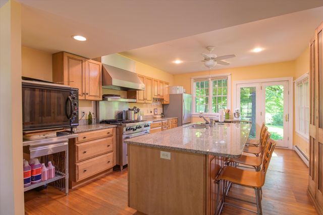 2435 Stage Road, Guilford, VT 05301
