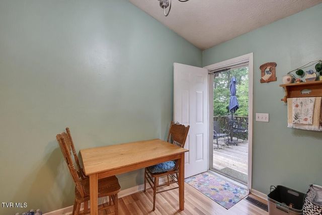 1037 Surmont Court, Kingsport, TN 37660