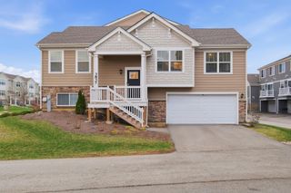 3837 Currant Lane, Elgin, IL 60124