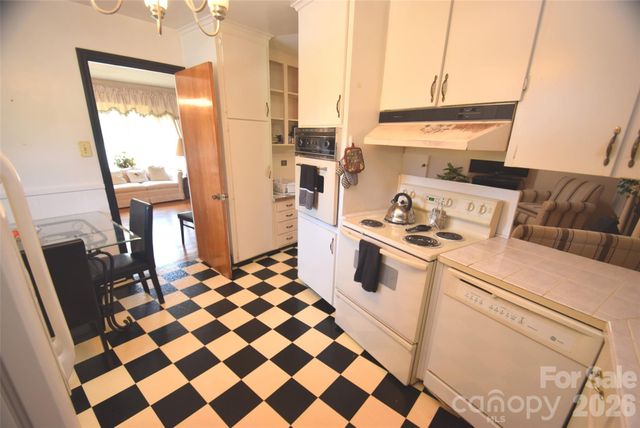 531 Seneca Place, Charlotte, NC 28210