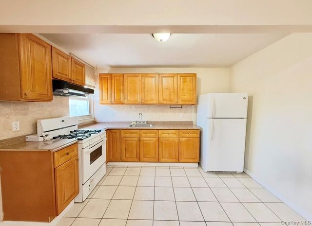 59-18 154th Place, Flushing, NY 11355