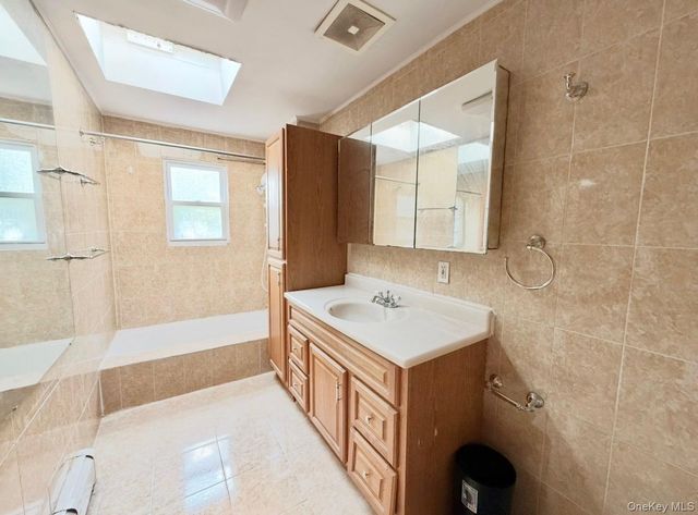 59-18 154th Place, Flushing, NY 11355