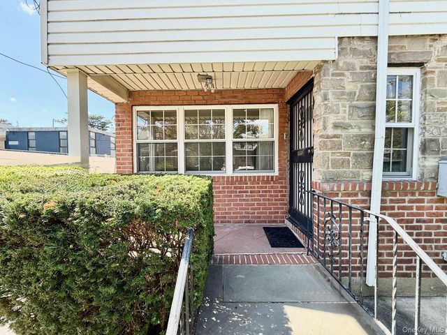 59-18 154th Place, Flushing, NY 11355