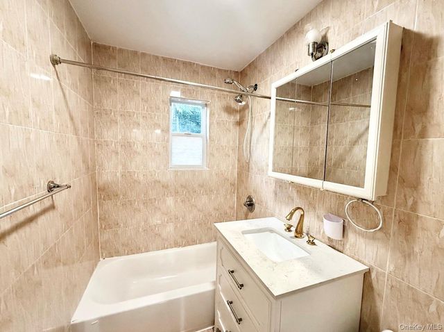 59-18 154th Place, Flushing, NY 11355