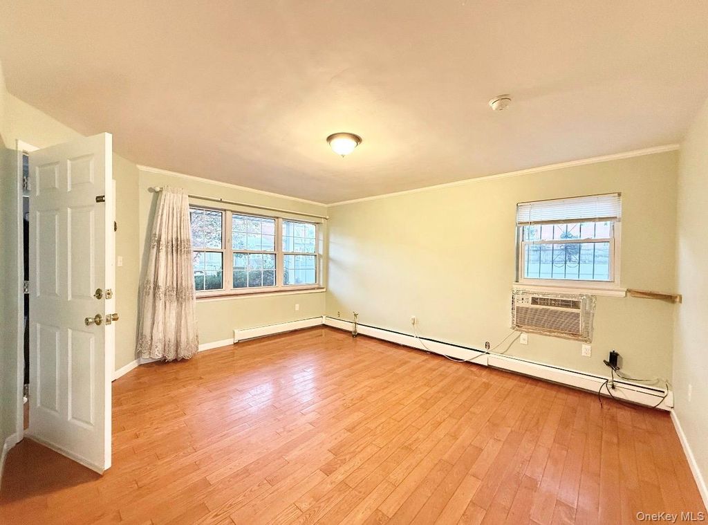 59-18 154th Place, Flushing, NY 11355 — photo 3