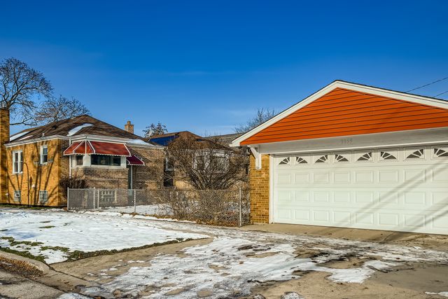 7759 S Wood Street, Chicago, IL 60620