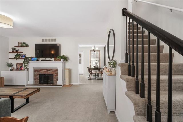 1529 W Park Street, Olathe, KS 66061