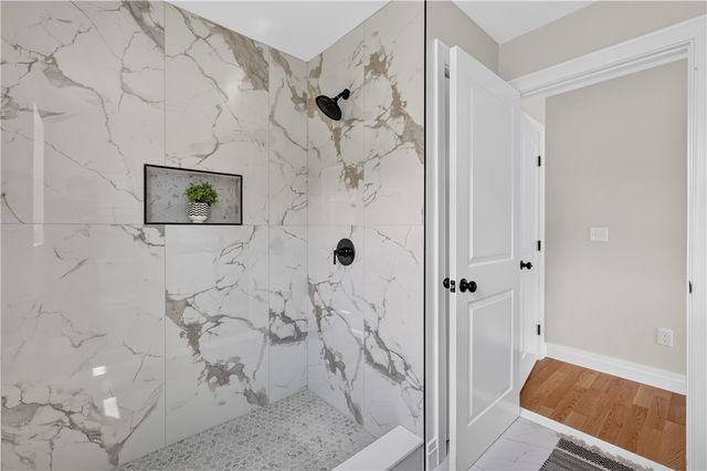 31 Tucker Street, Warwick, RI 02886