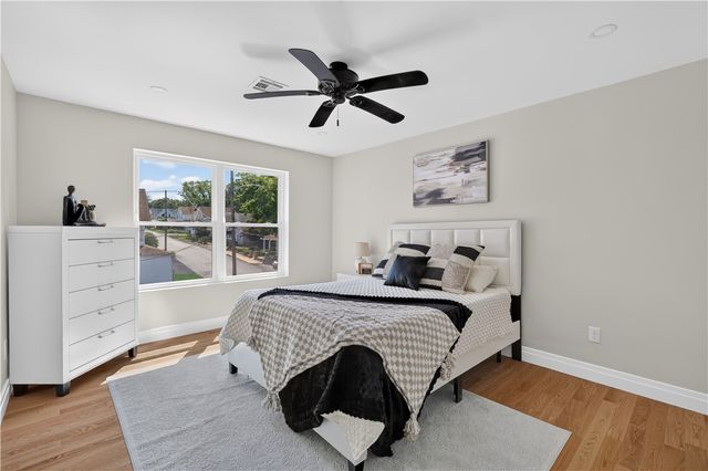 31 Tucker Street, Warwick, RI 02886