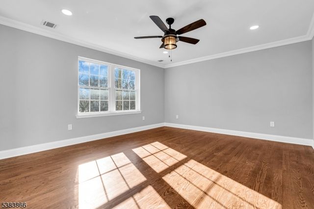 2000 Whittier St, Rahway City, NJ 07065