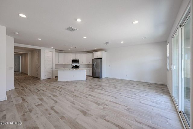 7682 W Jackrabbit Lane, Peoria, AZ 85383