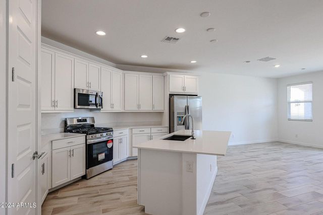 7682 W Jackrabbit Lane, Peoria, AZ 85383