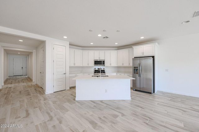 7682 W Jackrabbit Lane, Peoria, AZ 85383