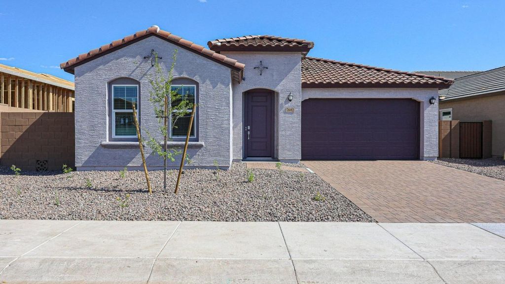 7682 W Jackrabbit Lane, Peoria, AZ 85383