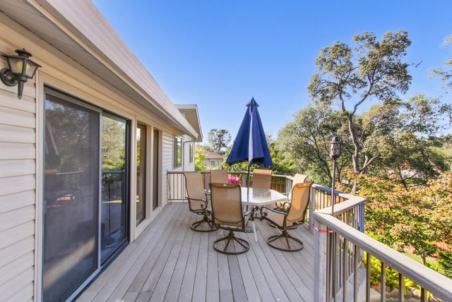 3283 Cessna Dr, Cameron Park, CA 95682