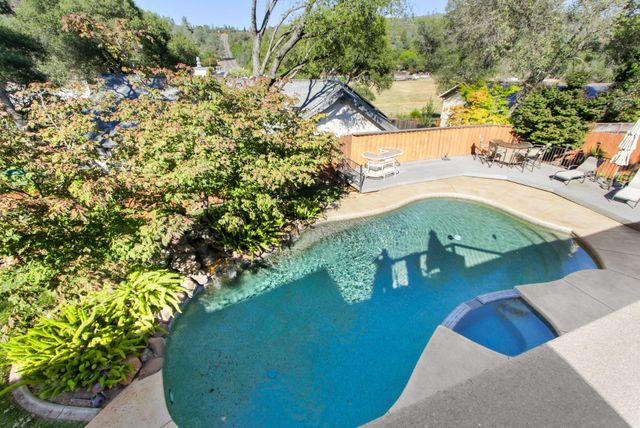 3283 Cessna Dr, Cameron Park, CA 95682