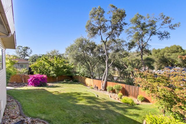 3283 Cessna Dr, Cameron Park, CA 95682