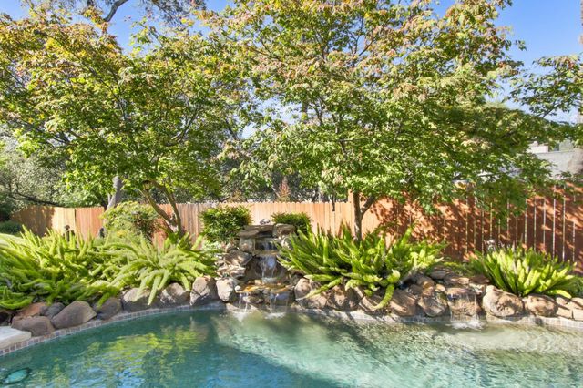 3283 Cessna Dr, Cameron Park, CA 95682