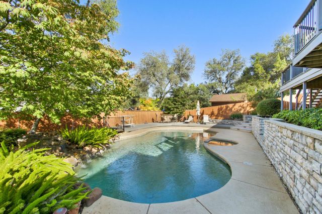 3283 Cessna Dr, Cameron Park, CA 95682